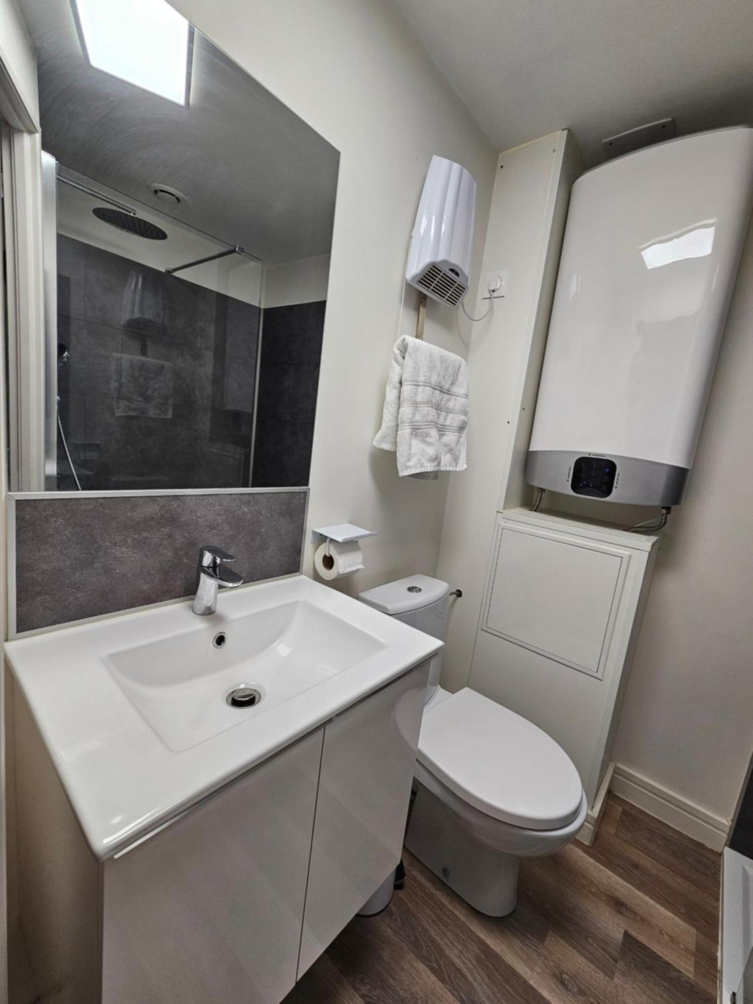 Au 3 Rue Manhes Apartment Алби Екстериор снимка